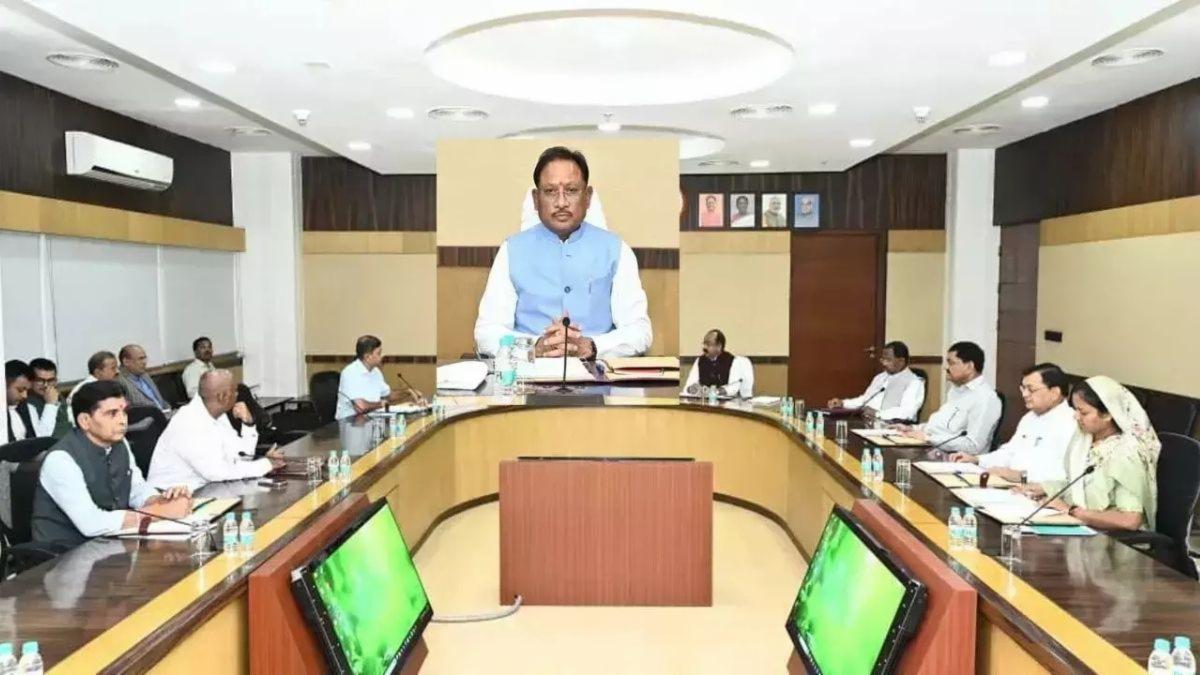 छत्तीसगढ़ कैबिनेट के बड़े फैसले - शहीद की पत्नी को DSP पद और नई सौर ऊर्जा नीति को मंजूरी!