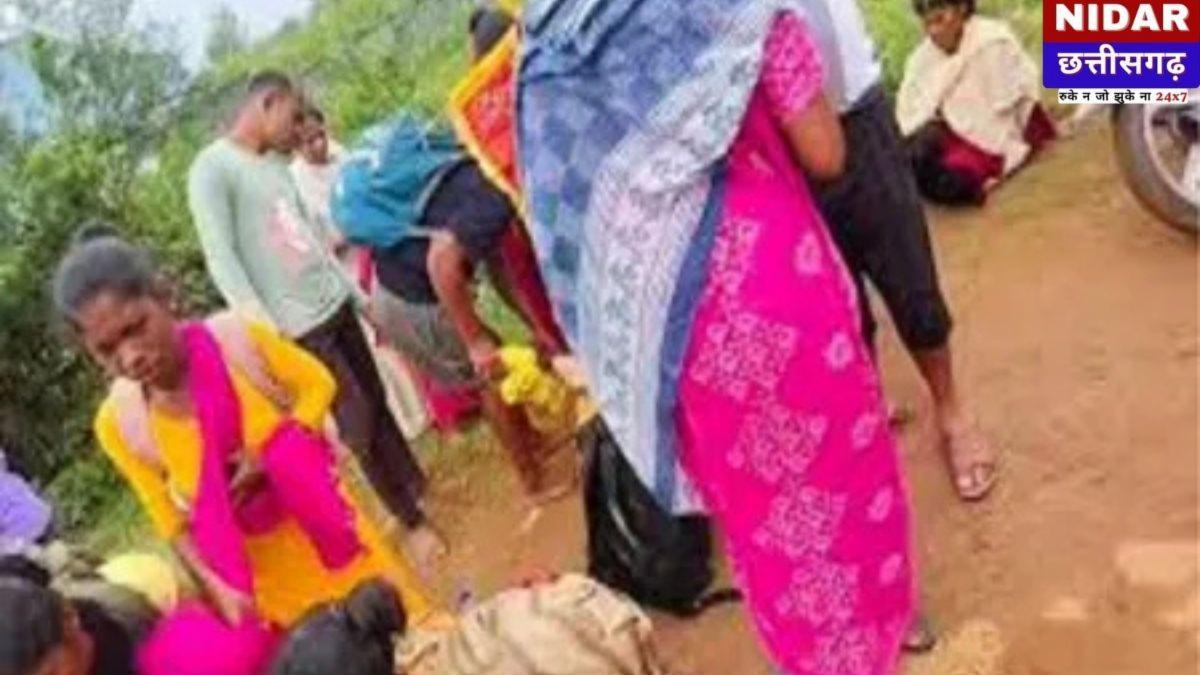  छत्तीसगढ़ में दर्दनाक सड़क हादसा, दंतेश्वरी दर्शन को जा रहे श्रद्धालुओं को ट्रैक्टर ने कुचला