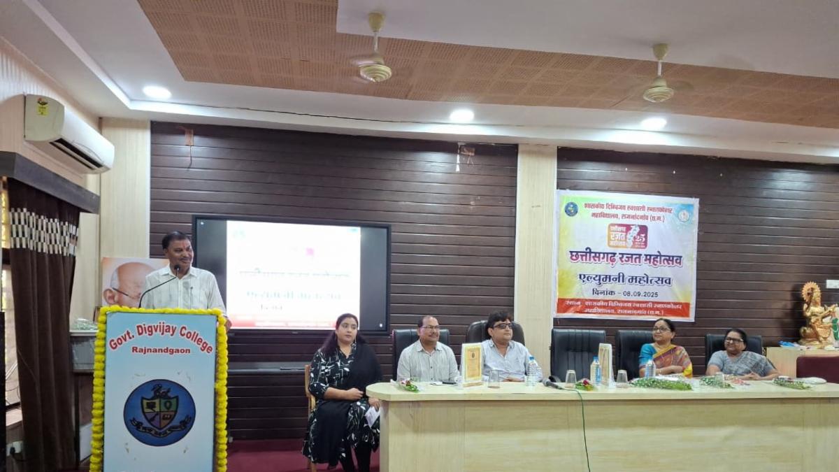 दिग्विजय कॉलेज का बढ़ता क्रेज: छात्रों की पहली पसंद बना यह महाविद्यालय - महापौर मधुसूदन यादव