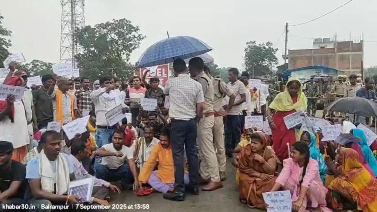 लुत्ती डेम हादसा: खैरवार समाज का फूटा गुस्सा, नेशनल हाईवे जाम कर की मुआवजे और नौकरी की मांग