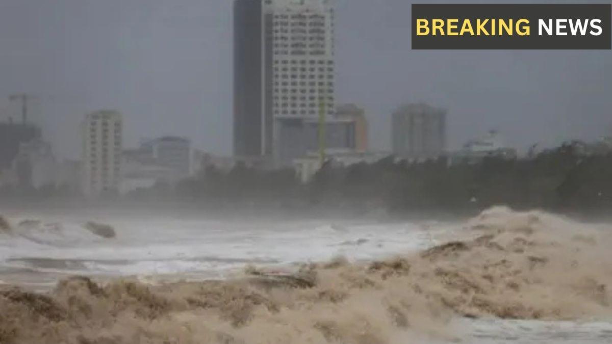 vietnam-typhoon-kajiki-viytnaam-men-kaajikii-kaa-taanddv-166-km-h-kii-tuuphaanii-hvaaon-ne-mcaaii-tbaahii-3-kii-maut