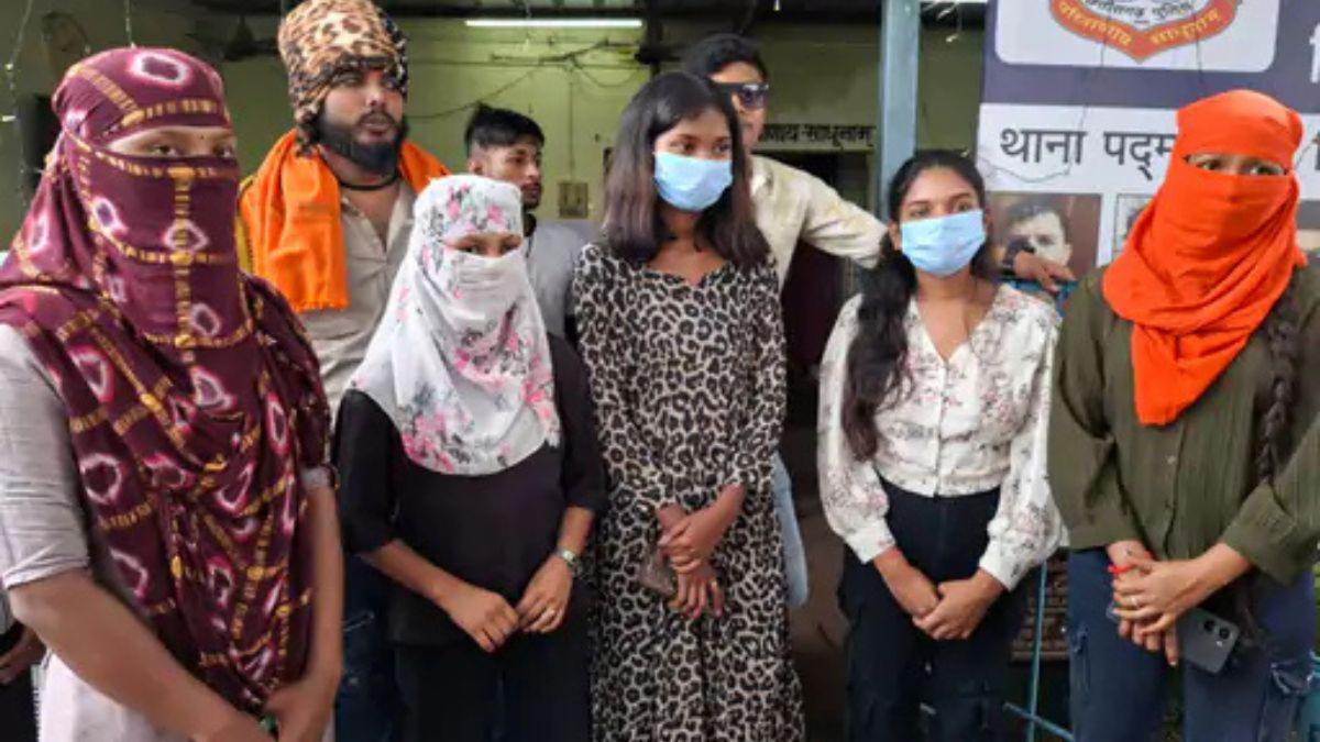  दुर्ग नौकरी धोखाधड़ी: 'गुडवे इंडियन फैशन' के नाम पर लाखों की ठगी, ब्रांच मैनेजर समेत 3 गिरफ्तार