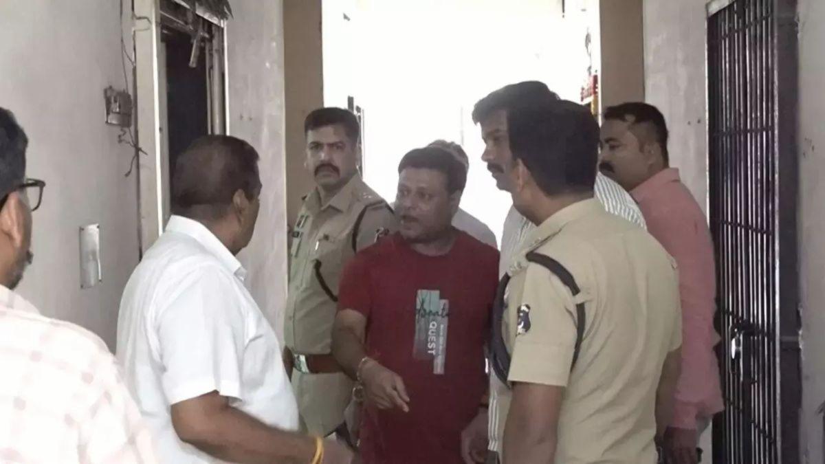  ज्वेलरी कारोबारी से बंदूक के दम पर 86 किलो चांदी की लूट, पुलिस जांच में जुटी